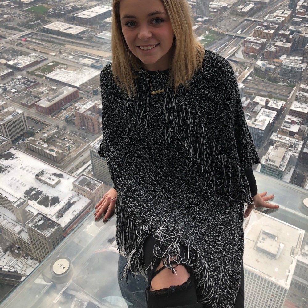 Poncho - Picture 2 of 2